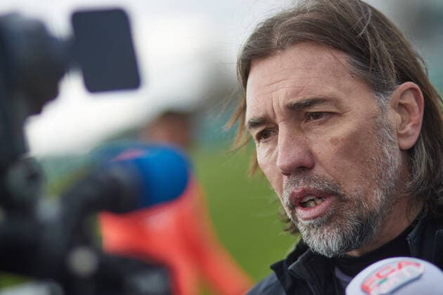 Martin Schmidt (Trainer FC Augsburg), Interview; FC Augsburg, Training, Saison 2019-2020,