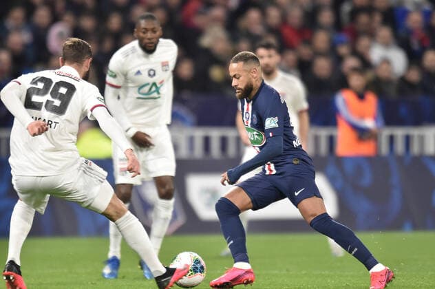 Neymar (lyon) vs Lucas Tousart (psg) FOOTBALL : Olympique Lyonnais vs Paris Saint Germain - Coupe de France - 1 2 finale - 04 03 2020 FredericChambert Panoramic 