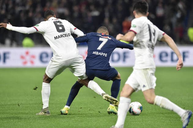 Marcelo (lyon) vs Kylian Mbappe (psg) FOOTBALL : Olympique Lyonnais vs Paris Saint Germain - Coupe de France - 1 2 finale - 04 03 2020 FredericChambert Panoramic 