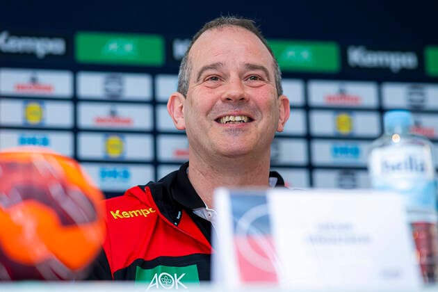 Handball, Frauen: EM 2020 Qualifikation, DHB Pressekonferenz, Deutschland vs. Slowenien Trainer Henk Groener (Deutschland) Bietigheim-Bissingen Egetrans Arena Baden-Württemberg Deutschland