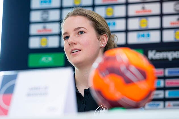 Handball, Frauen: EM 2020 Qualifikation, DHB Pressekonferenz, Deutschland vs. Slowenien Amelie Berger (Deutschland Bietigheim) Bietigheim-Bissingen Egetrans Arena Baden-Württemberg Deutschland