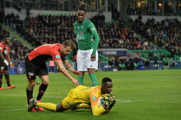 Charles Abi (saint etienne) vs Edouard Mendy avec Damien Da Silva (rennes) FOOTBALL : AS Saint Etienne vs Stade Rennais - Coupe de France - 1 2 finale - 05 03 2020 FredericChambert Panoramic 