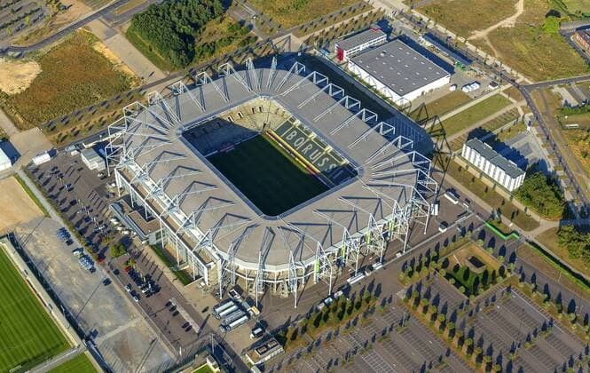 Stadion im Borussia-Park des Fussballklubs Borussia Moenchengladbach, 16.08.2013, Luftbild, Deutschland, Nordrhein-Westfalen, Niederrhein, Moenchengladbach , Borussia-Park Stadium of the football team Borussia Monchengladbach, 16.08.2013, aerial view, Germany, North Rhine-Westphalia, Lower Rhine, Moenchengladbach BLWS607863.jpg