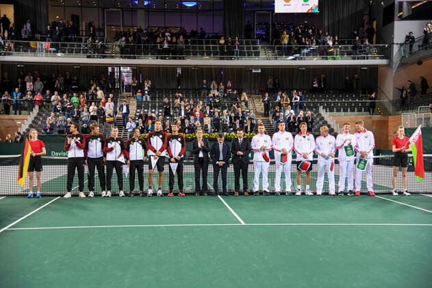 06.03.2020, GER, Davis Cup, Deutschland vs Weißrussland 06.03.2020, GER, Davis Cup, Deutschland vs Weißrussland , CASTELLO , Duesseldorf, im Bild picture shows v.l. die Manschaften von Deutschland und Weißrussland
