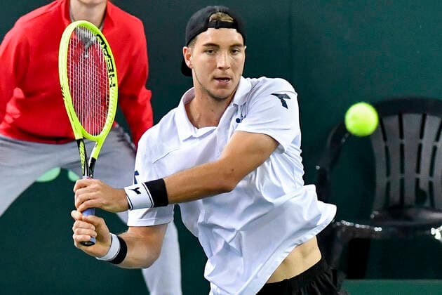 06.03.2020, GER, Davis Cup, Deutschland vs Weißrussland 06.03.2020, GER, Davis Cup, Deutschland vs Weißrussland , CASTELLO , Duesseldorf, im Bild picture shows Jan-Lennard Struff (GER)