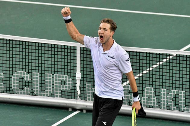 06.03.2020, GER, Davis Cup, Deutschland vs Weißrussland 06.03.2020, GER, Davis Cup, Deutschland vs Weißrussland , CASTELLO , Duesseldorf, im Bild picture shows Jan-Lennard Struff (GER) Jubel Freude Emotion nach dem Sieg