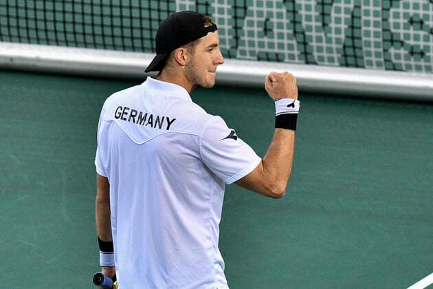 06.03.2020, GER, Davis Cup, Deutschland vs Weißrussland 06.03.2020, GER, Davis Cup, Deutschland vs Weißrussland , CASTELLO , Duesseldorf, im Bild picture shows Jan-Lennard Struff (GER) Jubel Freude Emotion nach dem Sieg