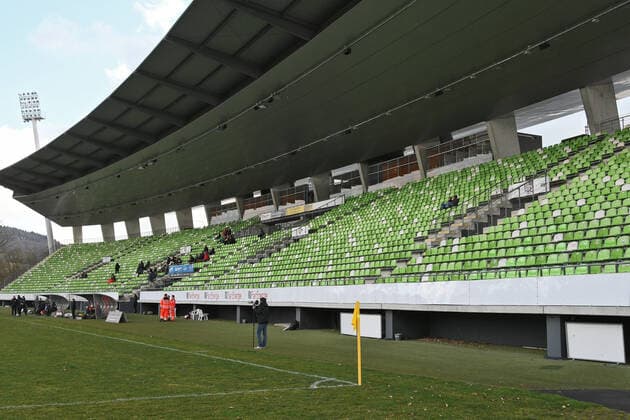 ein leer Trebuene im Reutlinger Kreuzeichestadion bis auf ein paar wenige Zuschauer beider Veriene denen der wfv einlass gewehrte Fussball, Maenner, Oberliga BW, Spieltag , Reutlingen , 07.03.2020, Foto:TBaur Eibner SSV Reutlingen vs. 1.FC Rielasingen-Arlen Reutlingen Copyright: xBaur xEibner-Pressefotox EP_Toba