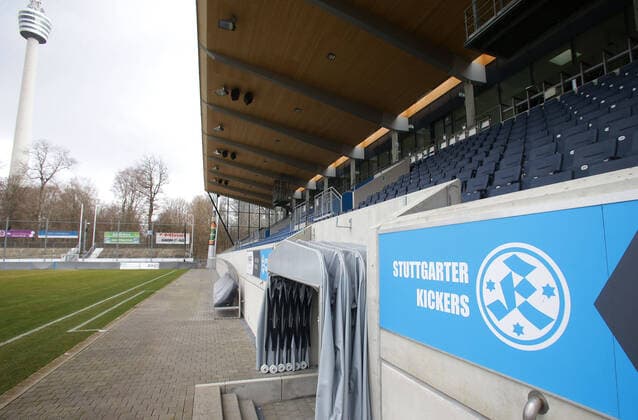 Fußball, Stadiongeschichte Stuttgarter Kickers Stuttgart , Fußball Pressekonferenz Stuttgarter Kickers , Übersicht , leeres Stadion