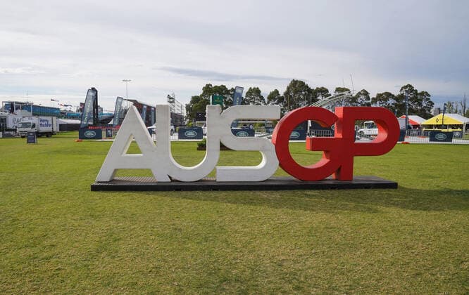 motor racing, Motorsport F1 GRAND PRIX, An empty area with no spectators ahead of the Formula 1 Australian Grand Prix 2020 at the the Albert Park Circuit in Melbourne, Friday, March 13, 2020. ( NO ARCHIVING, EDITORIAL USE ONLY, NO USE IN BOOKS WITHOUT CONSENT MELBOURNE VIC AUSTRALIA  Copyright: xSCOTTxBARBOURx 20200313001456312929