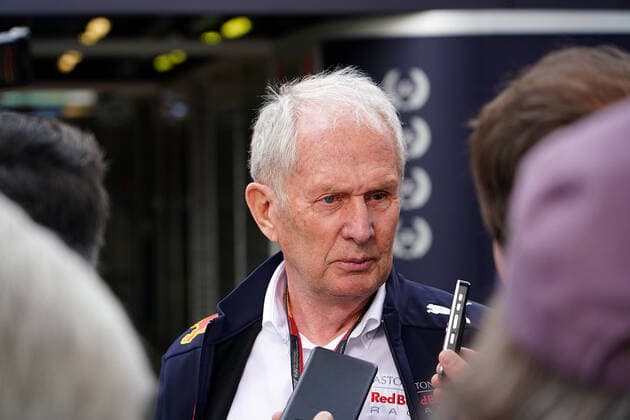 FORMULA 1 ROLEX AUSTRALIAN GRAND PRIX 2020 13.03.2020, Albert-Park, Melbourne, FORMULA 1 ROLEX AUSTRALIAN GRAND PRIX 2020 , im Bild Das Rennen in Melbourne ist abgesagt worden, Grund die Ausbreitung des Coronavirus (COVID-19) Dr.Helmut Marko (Red Bull Racing) spricht zu den Journalisten.