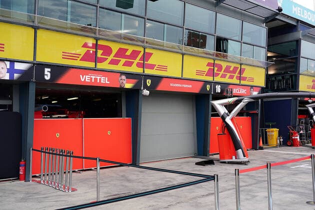 FORMULA 1 ROLEX AUSTRALIAN GRAND PRIX 2020 13.03.2020, Albert-Park, Melbourne, FORMULA 1 ROLEX AUSTRALIAN GRAND PRIX 2020 , im Bild Das Rennen in Melbourne ist abgesagt worden, Grund die Ausbreitung des Coronavirus (COVID-19) Die Boxengasse ist leer,die Box von Ferrari ist geschlossen.