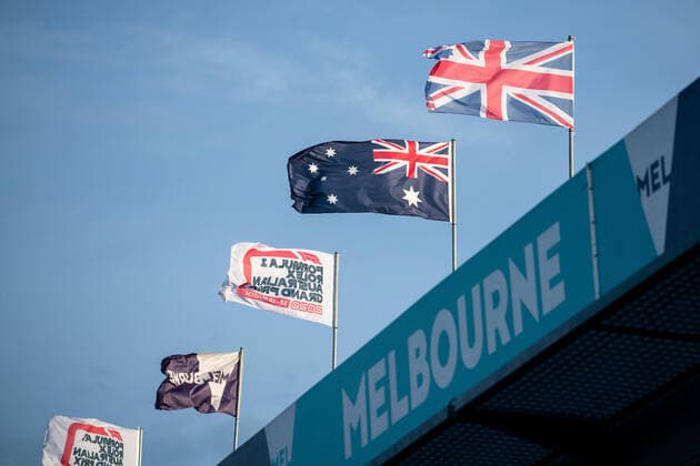 Flagge von Großbrittannien und Australien wehen auf dem Boxendach, Formel 1, Grosser Preis von Australien, Albert Park Circuit Melbourne, Absage des Rennen, 13.03.2020. Formel 1, Grosser Preis von Australien, Albert Park Circuit Melbourne, Absage des Rennen, 13.03.2020 Melbourne Copyright: xMemmlerx Eibner-Pressefotox EP_mmr