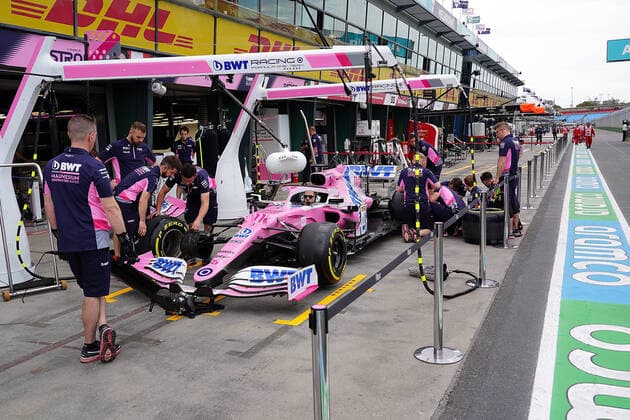 Melbourne, Australien, 13.03.2020, Formel 1, Formula 1, Australian Grand Prix, Das Rennen in Melbourne ist abgesagt worden, Grund die Ausbreitung des Coronavirus (COVID-19), Die Teams packen das Equipment für den Abtransport zusammen. ( Melbourne Albert-Park Victoria Australien eu-images-09-506-049571