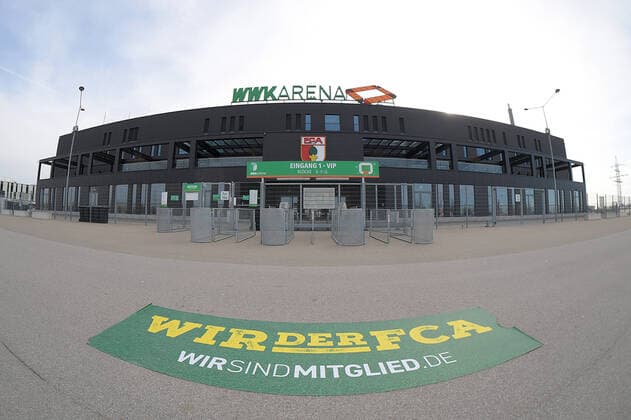 Fußball, Stadiongeschichte FC Augsburg 14.03.2020, xemx, Fussball 1.Bundesliga, FC Augsburg, WWK Arena verschlossen emspor, v.l. WWK Arena Ansicht Stadion von Aussen Eingang tor 1 VIP verschlossen (DFL DFB REGULATIONS PROHIBIT ANY USE OF PHOTOGRAPHS as IMAGE SEQUENCES and or QUASI-VIDEO) Augsburg *** 14 03 2020, xemx, Fussball 1 Bundesliga, FC Augsburg, WWK Arena locked emspor, v l WWK Arena view stadium from outside entrance gate 1 VIP locked DFL DFB REGULATIONS PROHIBIT ANY USE OF PHOTOGRAPHS as IMAGE SEQUENCES and or QUASI VIDEO Augsburg