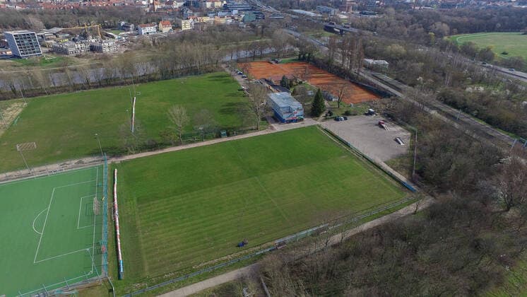 HFC Nachwuchsleistungszentrum Sandanger Luftaufnahme , Drohnenaufnahme , DJI Inspire 1 Copyright: xVIADATAx xHolgerxJohnx Halle Saale Sachsen-Anhalt Deutschland
