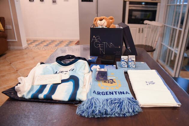 (200316) -- CHANGSHA, March 16, 2020 -- The picture shows gifts from Argentina Football Association sent to Wu Yu s home in Changsha, central China s Hunan Province on March 16, 2020. Wu Yu is a nurse from the third batch of medical teams from Xiangya Hospital to the coronavirus-hit Hubei Province. After a busy day on duty on March 8, Wu was asked if she had a wish for Women s Day, and gave what she felt was an ambitious response. I believe a jersey from Messi would definitely encourage my boy to become a member of the national youth training team, she said. The official Weibo account of Argentina s national football team responded on the very night and sent the gift to Lu Shu on March 16 to make her wish come true. ) (SP)CHINA-CHANGSHA-COVID-19-MESSI S JERSEY (CN) XuexYuge 