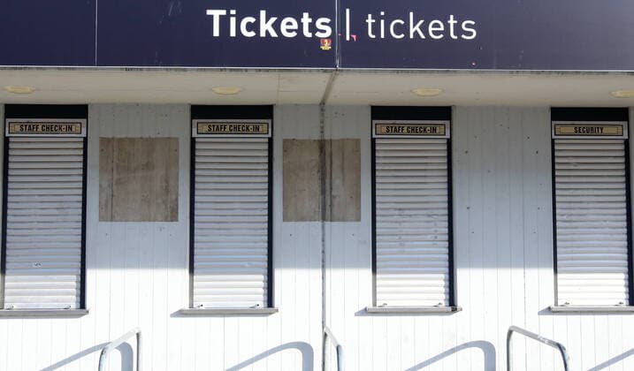 16.03.2020 - Sportstätte in Zeiten des Coronavirus Corona-Virus Corona Virus - DaMa - Symbolbild Symbolfoto Feature Impression - Max-Morlock-Stadion Nürnberg - Aussenansicht - Geschlossene Geschlossener Ticketschalter - in Zeiten des Corona Virus Coronavirus