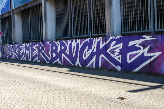 Fußball, Stadiongeschichte VfL Osnabrück Rund um das Stadion an der Bremer Brücke 22.03.2020, Stadion an der Bremer Brücke, Osnabrück, Rund um das Stadion an der Bremer Brücke im Bild Graffiti vom VfL Osnabrück. Feature Symbol Symbolfoto charakteristisch Detail