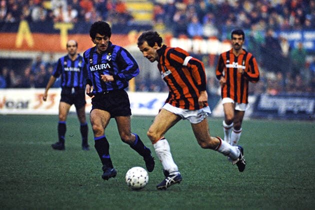FRANCO BARESI, AC Milan, GIANFRANCO MATTEOLI, Inter, Serie A, Milan vs Inter 0-1, Milan SERIE A 1988-89 MILAN-INTER 0-1