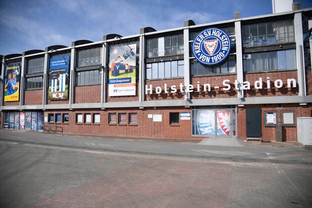 Wegen der Corona-Pandemie laufen zurzeit keine Spiele im Kieler Holstein-Stadion, Fußball, Männer, Holstein Kiel, Stadion, 2. Bundesliga, Saison 2019 2020 Kiel Holstein-Stadion Schleswig-Holstein Germany