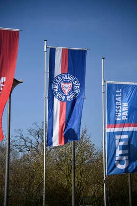 Im Nachwuchsleistungszentrum von Holstein Kiel ruht der Betrieb für Profis der Lizenzspielermannschaft und den Nachwuchs, Fußball, Männer, Holstein Kiel, Quarantäne, Trainingspause, Selbstschutz, Vorsorgemaßnahme, 2. Liga, Saison 2019 2020 Kiel Projensdorf Schleswig-Holstein Germany