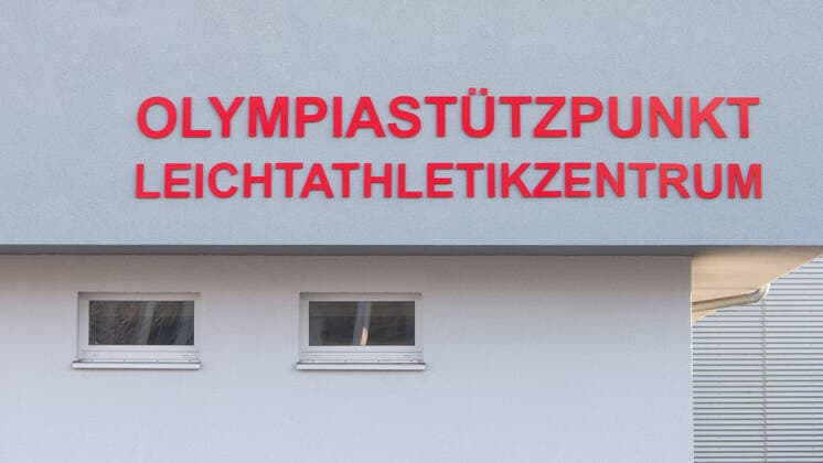 28.03.2020, xtgx, Auswirkungen des Corona Virus in Magdeburg, Olympiastuetzpunkt Leichtathletik, Olympia, Sportler, Tokio 2020 Magdeburg