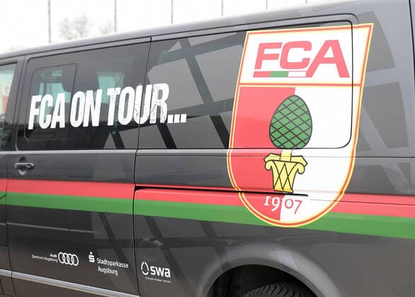 29.03.2020, xemx, News, emwirt, v.l. Nachwuchsleistungszentrum FC Augsburg Autos Augsburg