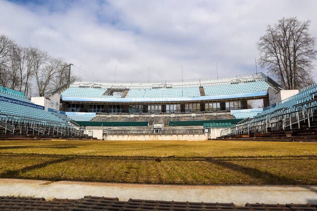 Steffi-Graf-Stadion im Wartemodus für das Rasenturnier, Premierenstart 2020 oder doch erst 2021, LTTC Rot-Weiß, Berlin, 01.04.2020,