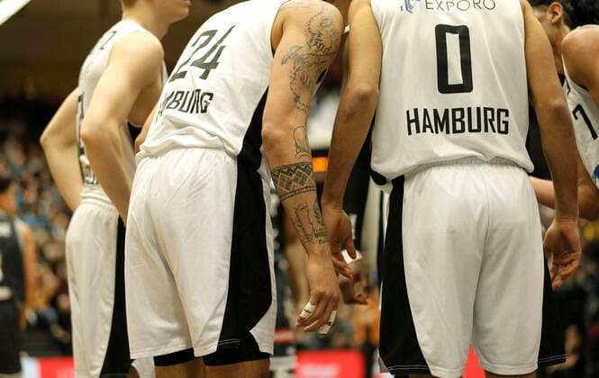 ( Towers ) Basketball Herren BBL am Sa. 25.01.2020 Hamburg Towers - s. Oliver Würzburg 83 - 86