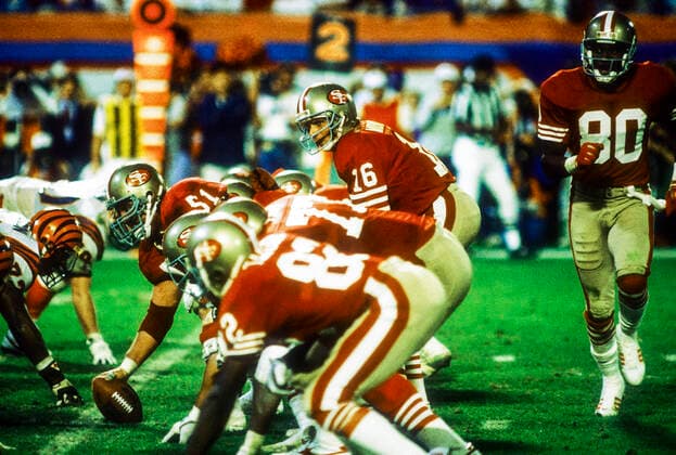 NFL, American Football Herren, USA Football Super Bowl Joe Montana San Francisco 49ers quarterback and Jerry Rice 80 at the 1989 Super Bowl Miami Joe Robbie Stadium FL USA Copyright: xPaulxJxSutton DUOMO PCNx FO0801_013656