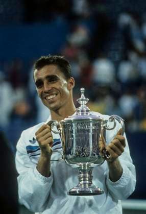 Tennis Ivan Lendl (USA) holding his winne s trophy at the 1987 US Open Tennis Championships New York Flushing Meadows NY USA Copyright: xStevenxE.xSutton DUOMO PCNx TN0302 406166
