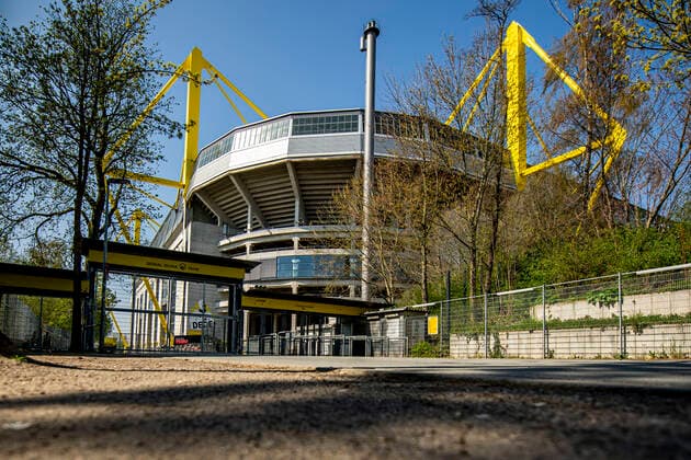 Fußball: 1. Bundesliga, Saison 2019 2020. Außenansicht des Signal-Iduna-Park von Borussia Dortmund. Copyright: xInderlied Kirchner-Mediax