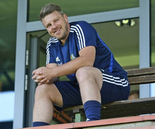 22.04.2020, xmohx, Fussball Regionalliga Suedwest, 1.FC Saarbruecken - Training emspor, v.l. Trainer Lukas Kwasniok(1.FC Saarbrücken) (DFL DFB REGULATIONS PROHIBIT ANY USE OF PHOTOGRAPHS as IMAGE SEQUENCES and or QUASI-VIDEO) Saarbruecken