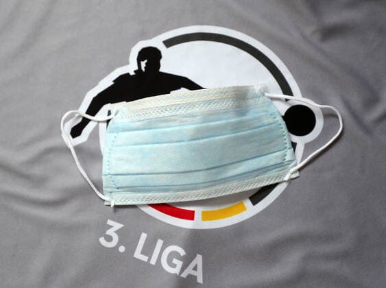 Logo 3. Liga mit Mundschutz