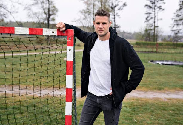 Ritzau interview med Michael V. Knudsen, her fotograferet i Sejs ved Silkeborg, torsdag d. 30. april 2020. Hans lange karriere i haandbold sluttede brat og uden nogen hyldest paa grund af coronavirus.. , Silkeborg Jylland Copyright: HenningxBagger HenningxBaggerx cop105 spdk20200430-115621-L