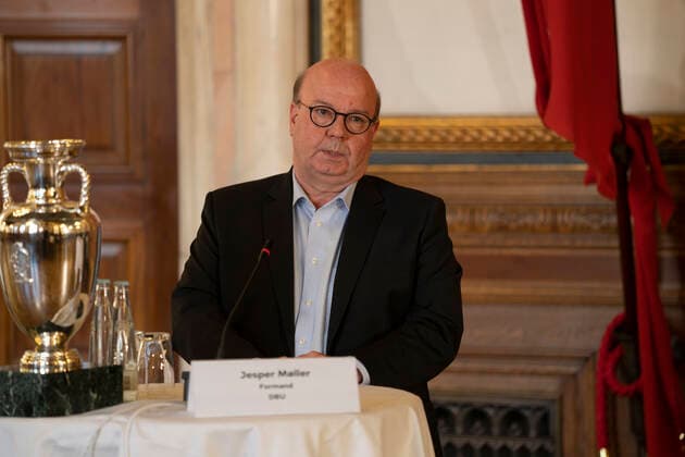 Koebenhavns Overborgmester Frank Jensen, DBUs formand Jesper Moeller, formand i DBU, formand for Parken & Entertainment Bo Rygaard, og kultur- og fritidsborgmester i Koebenhavns Kommune Franciska Rosenkilde, paa et pressemoede om afklaring paa Koebenhavns EM-vaertskab i sommeren 2021, paa Koebenhavns Raadhus torsdag den 7. maj 2020.. , Copenhagen Denmark Copyright: UngerxAnthon AnthonxUngerx cop333 spdk20200507-203138-L