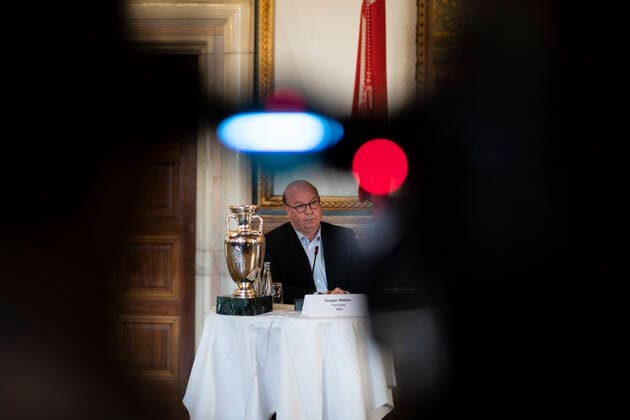 Koebenhavns Overborgmester Frank Jensen, DBUs formand Jesper Moeller, formand i DBU, formand for Parken &amp; Entertainment Bo Rygaard, og kultur- og fritidsborgmester i Koebenhavns Kommune Franciska Rosenkilde, paa et pressemoede om afklaring paa Koebenhavns EM-vaertskab i sommeren 2021, paa Koebenhavns Raadhus torsdag den 7. maj 2020.. , Copenhagen Denmark Copyright: UngerxAnthon AnthonxUngerx cop333 spdk20200507-203642-L