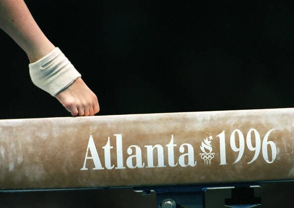 960723 Summer Olympics 1996, Artistic Gymnastics: An athlete on womens balance beam at The Summer Olympic Games, Olympische Spiele, Olympia, OS on July 23, 1996 in Atlanta, USA. BILDBYRAN *** 960723 Summer Olympics 1996, Artistic Gymnastics An athlete on womens balance beam at The Summer Olympic Games on July 23, 1996 in Atlanta, USA BILDBYRAN,  Copyright: LENNARTxMANSSON BB960723BB029