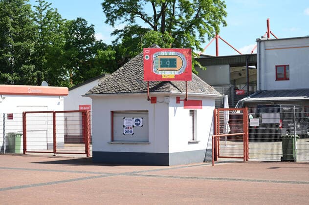 Fußball, Stadiongeschichte Rot-Weiß Oberhausen 13.05.2020, Fussball GER, Regionalliga West, Saison 2019 2020, SC Rot-Weiss Oberhausen, Stadion Niederrhein, Eingangsbereich. Oberhausen Nordrhein-Westfalen Deutschland