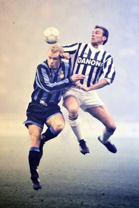 DENNIS BERGKAMP, Inter, JURGEN KOHLER, Juventus, Serie A, Inter vs Juventus 2-2, Milano SERIE A 1993-94 INTER-JUVENTUS 2-2