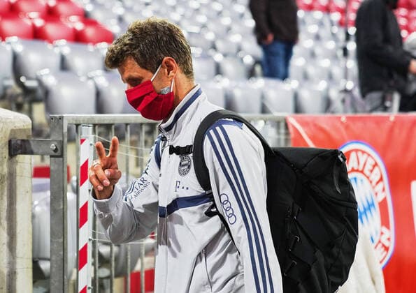 1.Bundesliga FC BAYERN MUENCHEN - EINTRACHT FRANKFURT 5-2 Muenchen, Deutschland, 23. Mai 2020, Thomas MUELLER, MÜLLER, FCB 25 verlaesst das Stadion beim Spiel 1.Bundesliga FC BAYERN MUENCHEN - EINTRACHT FRANKFURT 5-2 in der Saison 2019 2020 am 27.Spieltag. Foto: Peter Schatz Pool - DFL REGULATIONS PROHIBIT ANY USE OF PHOTOGRAPHS as IMAGE SEQUENCES and or QUASI-VIDEO - National and international News-Agencies OUT Editorial Use ONLY München Bayern Deutschland