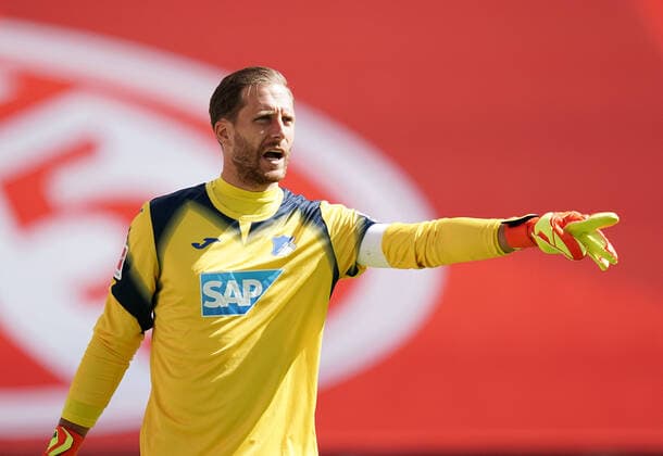 Fussball Torwart Oliver Baumann (Hoffenheim) Mainz, 30.05.2020, Fussball Bundesliga, 1. FSV Mainz 05 - TSG 1899 Hoffenheim Mainz (DFL regulations prohibit any use of photographs as image sequences and or quasi-video) *** Football Goalkeeper Oliver Baumann Hoffenheim Mainz, 30 05 2020, German Football League, 1 FSV Mainz 05 TSG 1899 Hoffenheim Mainz Poolfoto Wagner Witters Pool Witters ,EDITORIAL USE ONLY
