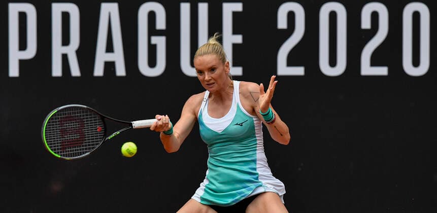 Tenisovy turnaj zen LiveScore Cup, 3. cervna 2020 v Praze. Tereza Martincova v utkani proti Kristyne Pliskove. CTKPhotoP202006030846601 VIS 016