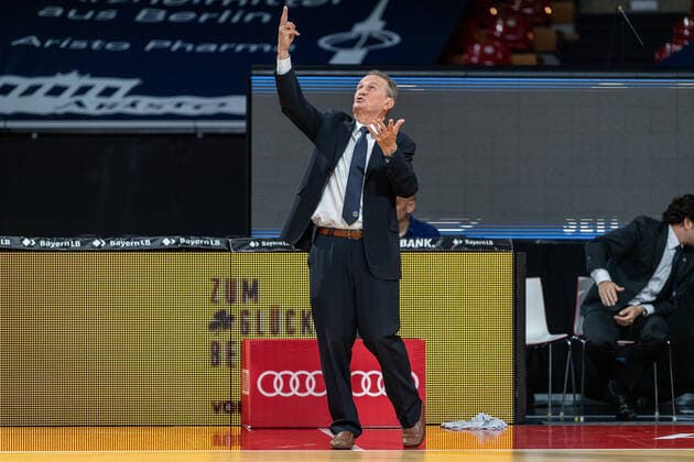 Basketball easyCredit BBL Final-Turnier Basketball München 15.06.2020 Saison 2019 2020 easyCredit BBL Final-Turnier 2020 Vorrunde Gruppe B Spieltag 5 Alba Berlin - MHP Riesen Ludwigsburg Aito Garcia Reneses (Alba Berlin, Trainer) München Audi-Dome Deutschland