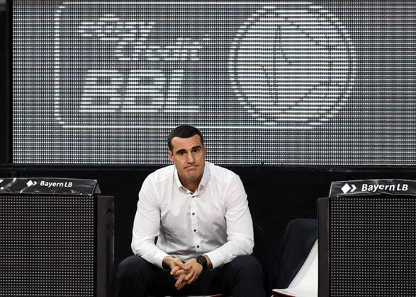 BBL Finalturnier 2020, Brose Bamberg - RASTA Vechta Deutschland, Muenchen, Audi Dome, 15.06.2020, BBL Finalturnier 2020, Brose Bamberg - RASTA Vechta Bild: v. li. Head Coach Roel Moors (Brose Bamberg) Foto: Heiko Becker HMB Media Pool National and international News-Agencies OUT - Editorial Use ONLY Muenchen Audi Dome Bayern Deutschland