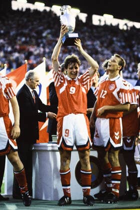 FLEMMING POVLSEN, TORBEN PIECHNIK, Denmark, Celebrating, European Cup, Final, Sweden EURO 1992, Denmark vs Germany 2-0, Goteborg CAMPIONATI EUROPEI SVEZIA EURO 1992 FINALE DANIMARCA-GERMANIA 2-