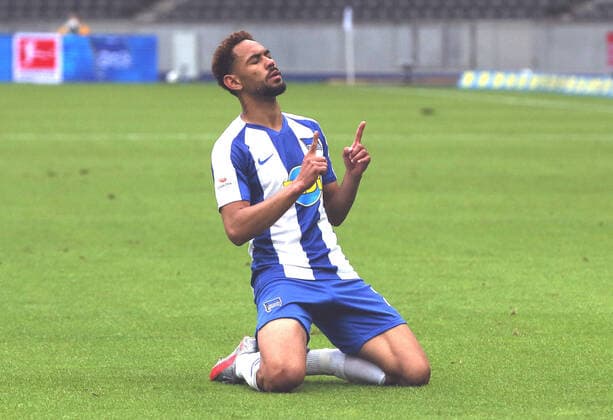 Matheus Cunha 1:0 Freude Emotion jubelnd Jubel nach 1:0 Geisterspiel Corona Fußball Fussball DFL Bundesliga Herren Saison 2019 2020 20.06.2020 Hertha BSC Berlin vs. Bayer 04 Leverkusen DFL regulations prohibit any use of photographs as image sequences and or quasi-video.