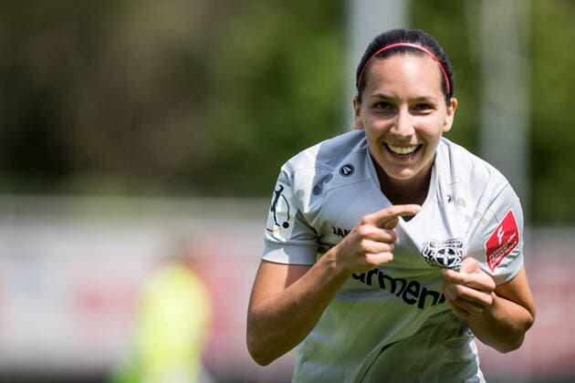 FLYERALARM Frauen Fussball Bundesliga; Bayer 04 Leverkusen - 1. FC Koeln; 21.06.2020 Ivana Rudelic ( 25, Bayer 04 Leverkusen) trifft zum 1:0 - Jubel bei Bayer 04 Leverkusen FLYERALARM Frauen Fussball Bundesliga, Bayer 04 Leverkusen - 1. FC Koeln, Leverkusen, Jugendfußball-Zentrum Kurtekotten DFL REGULATIONS PROHIBIT ANY USE OF PHOTOGRAPHS AS IMAGE SEQUENCES AND OR QUASI-VIDEO. Copyright: xBEAUTIFULxSPORTS Wunderlx