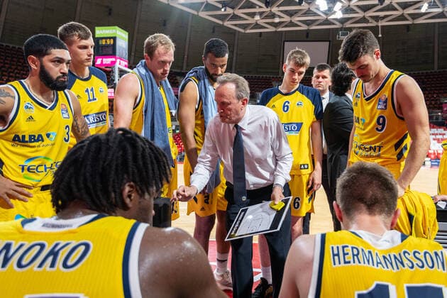 Basketball easyCredit BBL Final-Turnier Basketball München 26.06.2020 Saison 2019 2020 easyCredit BBL Final-Turnier 2020 Finale Spiel 1 Alba Berlin - MHP Riesen Ludwigsburg Aito Garcia Reneses (Alba Berlin, Trainer) nur redaktionelle Verwendung - kommerzielle Verwendung Nutzung nur nach Absprache mit dem Fotografen München Deutschland